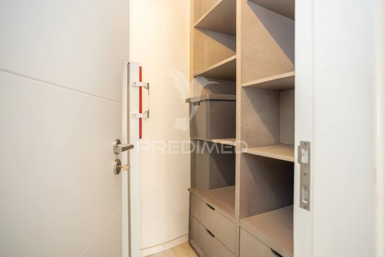 Apartamento T2 para Venda em Laranjeiro e Feijó Foto 14