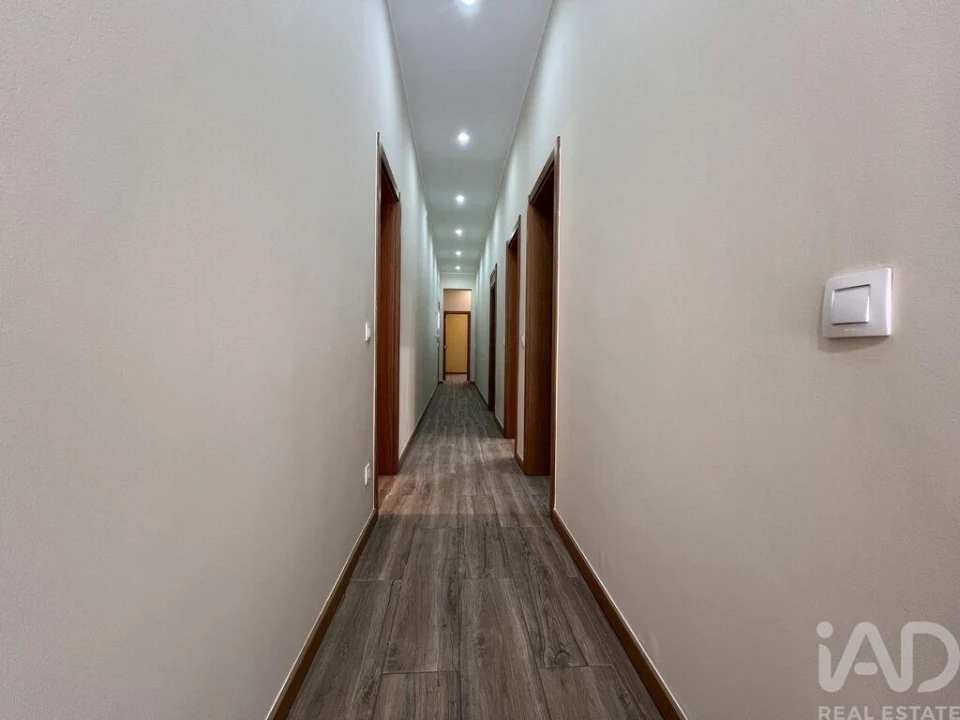 Apartamento T5 para Venda em Arroios Foto 7