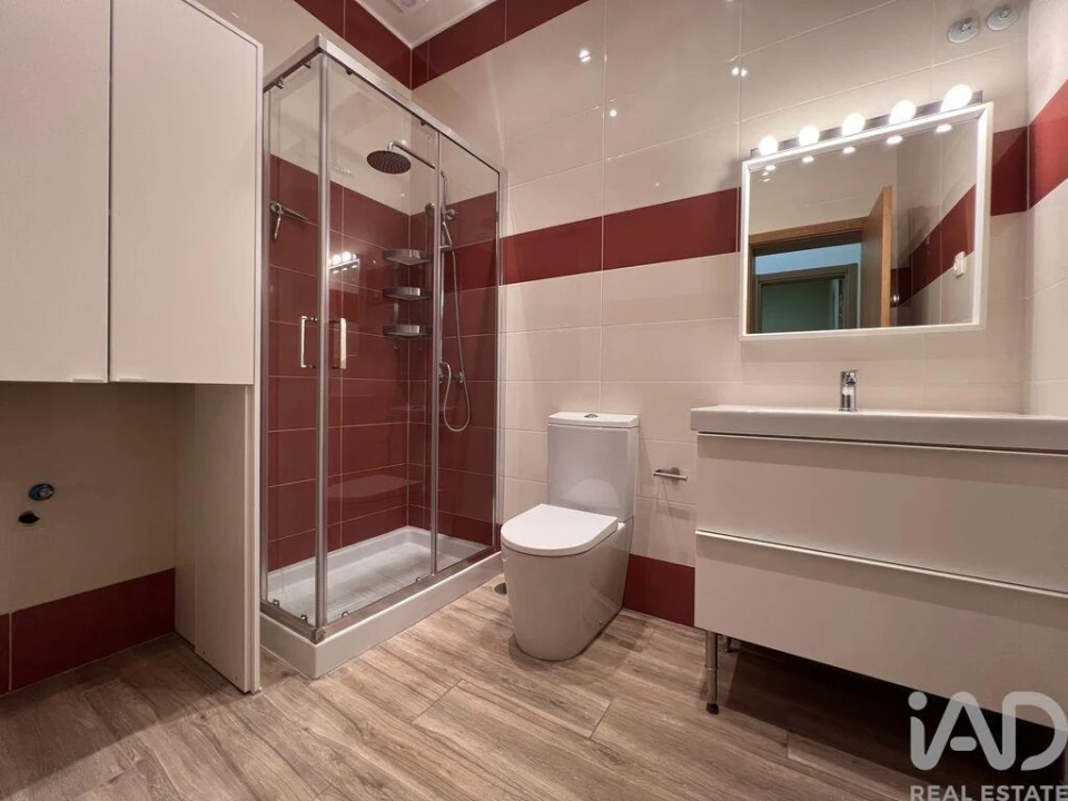 Apartamento T5 para Venda em Arroios Foto 31