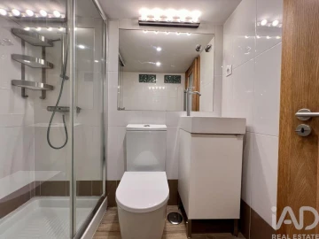Apartamento T5 para Venda em Arroios