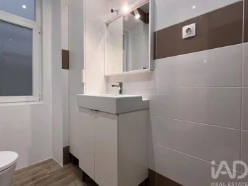 Apartamento T5 para Venda em Arroios