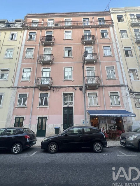 Apartamento T5 para Venda em Arroios