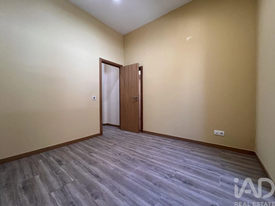 Apartamento T5 para Venda em Arroios Foto 25