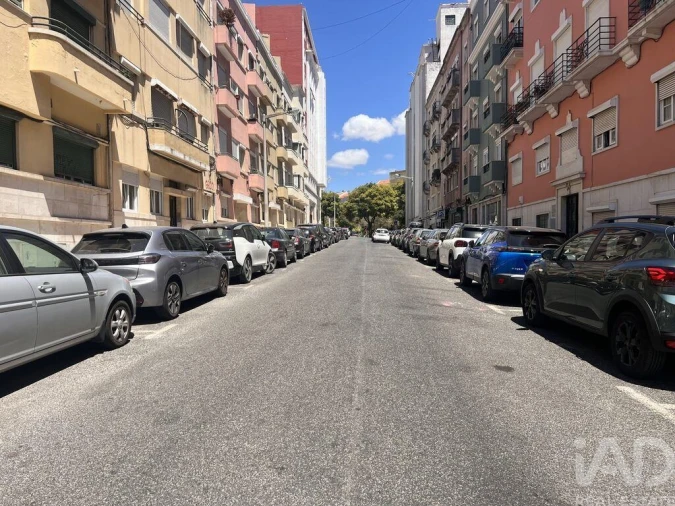 Apartamento T5 para Venda em Arroios Foto 35