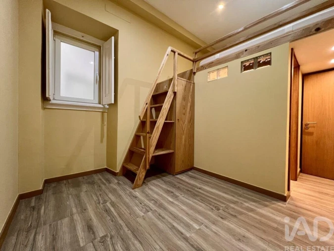 Apartamento T5 para Venda em Arroios Foto 17