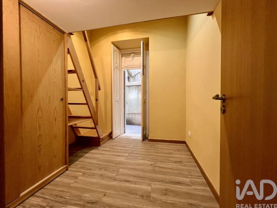Apartamento T5 para Venda em Arroios Foto 21