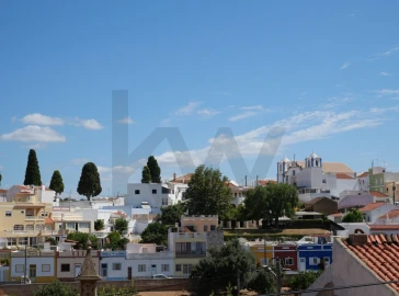 Moradia T4 para Venda em Estômbar e Parchal