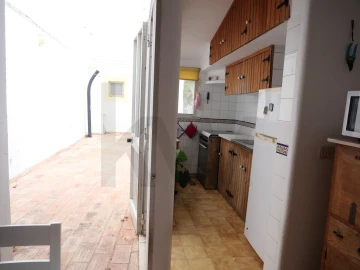 Moradia T4 para Venda em Estômbar e Parchal