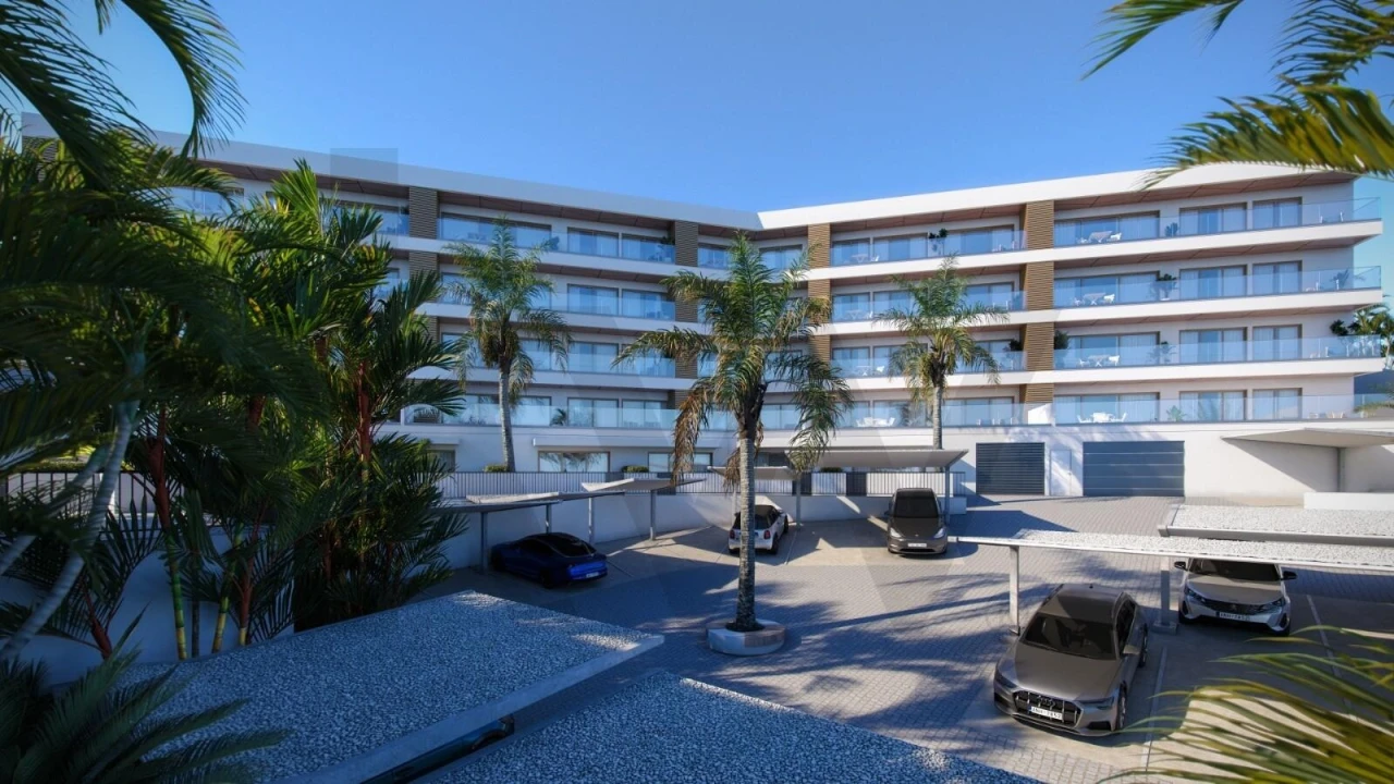 Apartamento para Venda em Arco da Calheta Foto 17