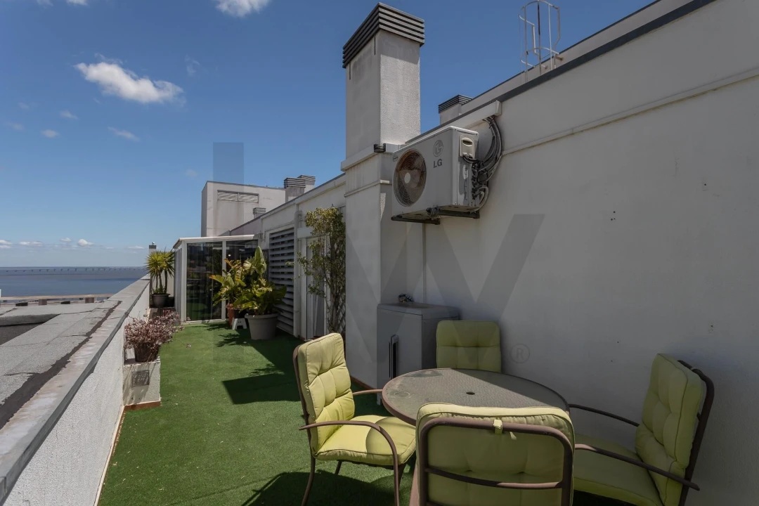 Apartamento T2 para Venda em Marvila Foto 37