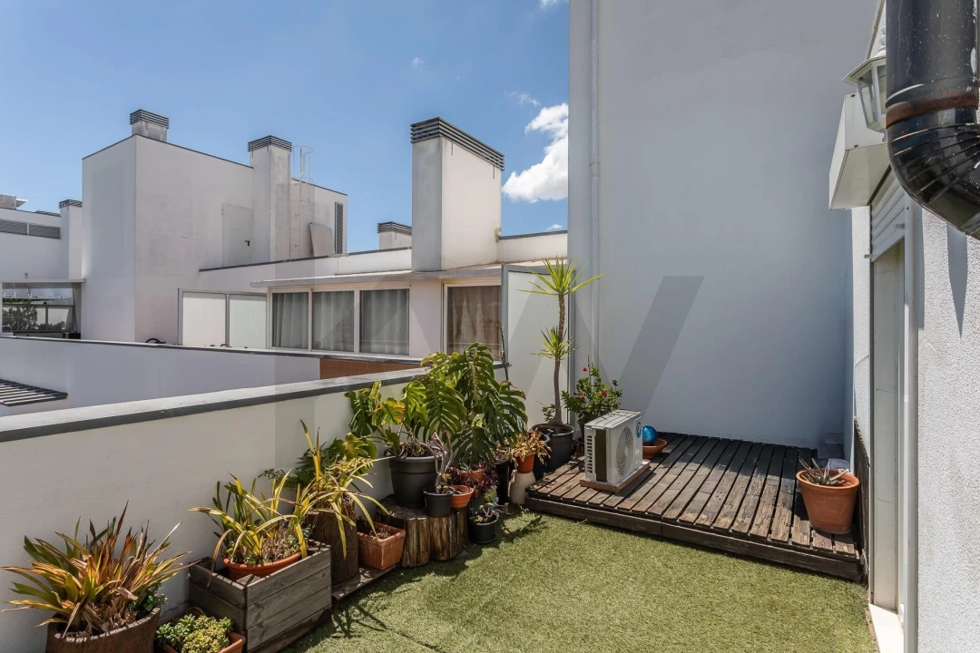 Apartamento T2 para Venda em Marvila Foto 30