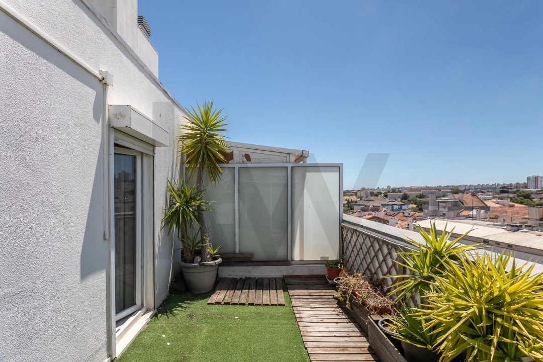 Apartamento T2 para Venda em Marvila Foto 35