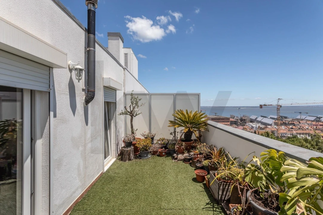 Apartamento T2 para Venda em Marvila Foto 29