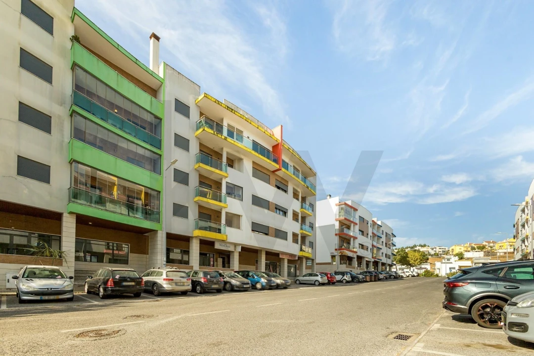 Loja para Arrendamento em Ramada e Caneças Foto 16