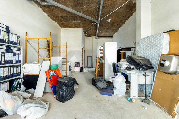 Loja para Arrendamento em Ramada e Caneças Foto 8