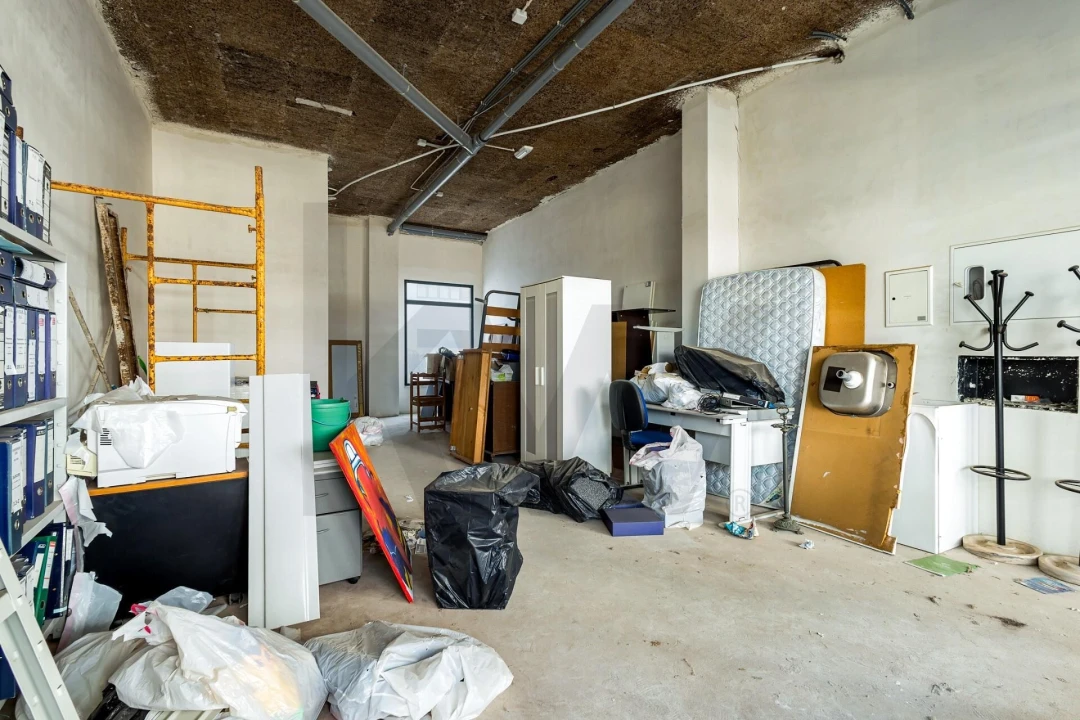 Loja para Arrendamento em Ramada e Caneças Foto 9