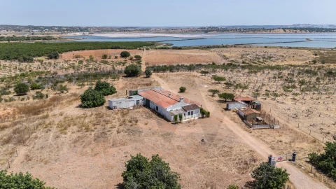 Quinta T5 para Venda em Castro Marim