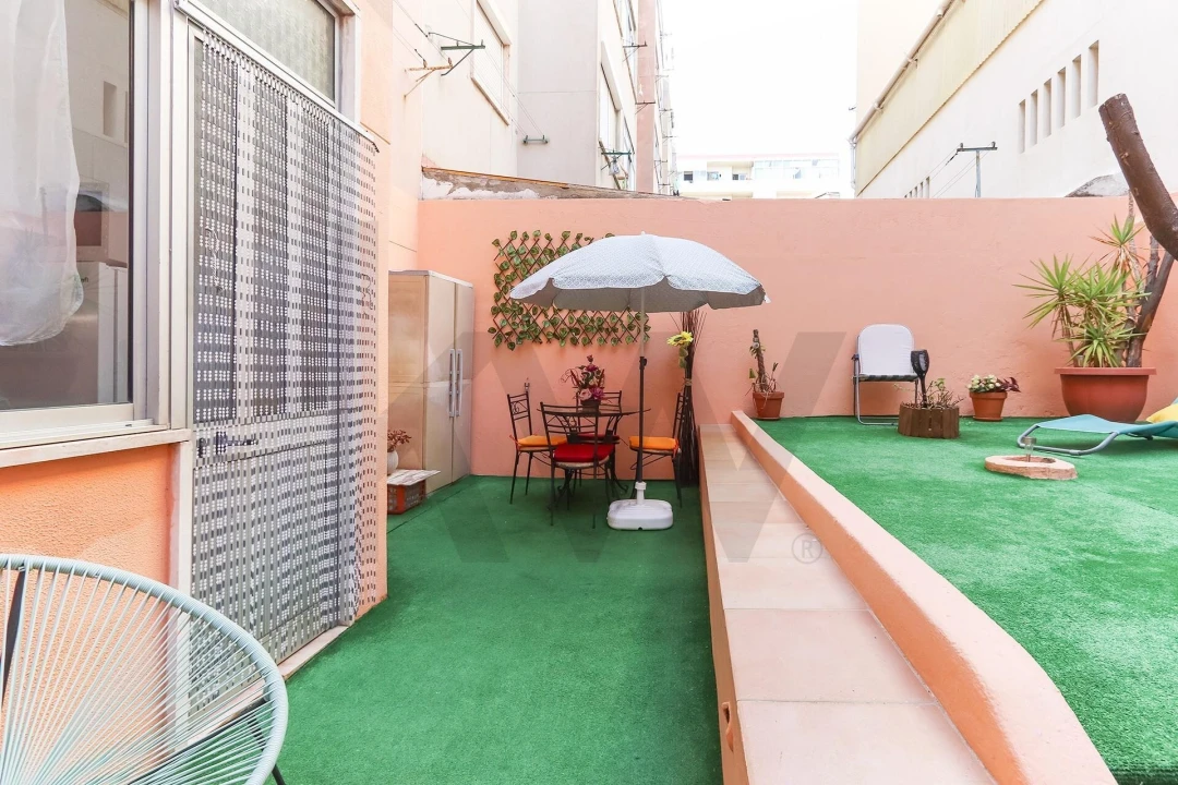 Apartamento T2 para Arrendamento em Moscavide e Portela Foto 16