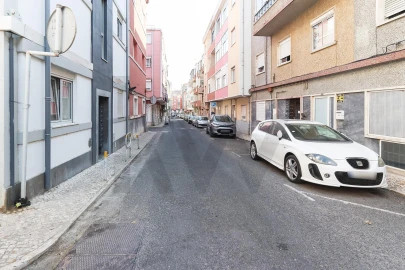 Apartamento T2 para Arrendamento em Moscavide e Portela