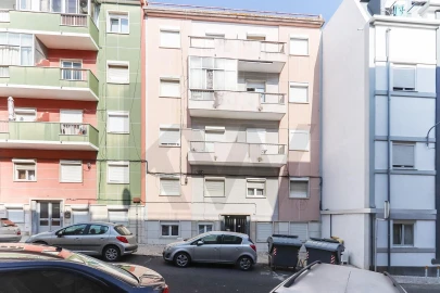 Apartamento T2 para Arrendamento em Moscavide e Portela