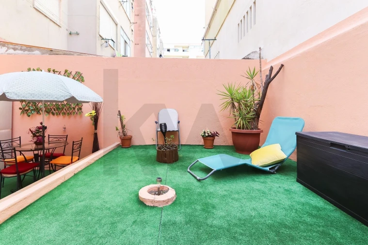 Apartamento T2 para Arrendamento em Moscavide e Portela Foto 18