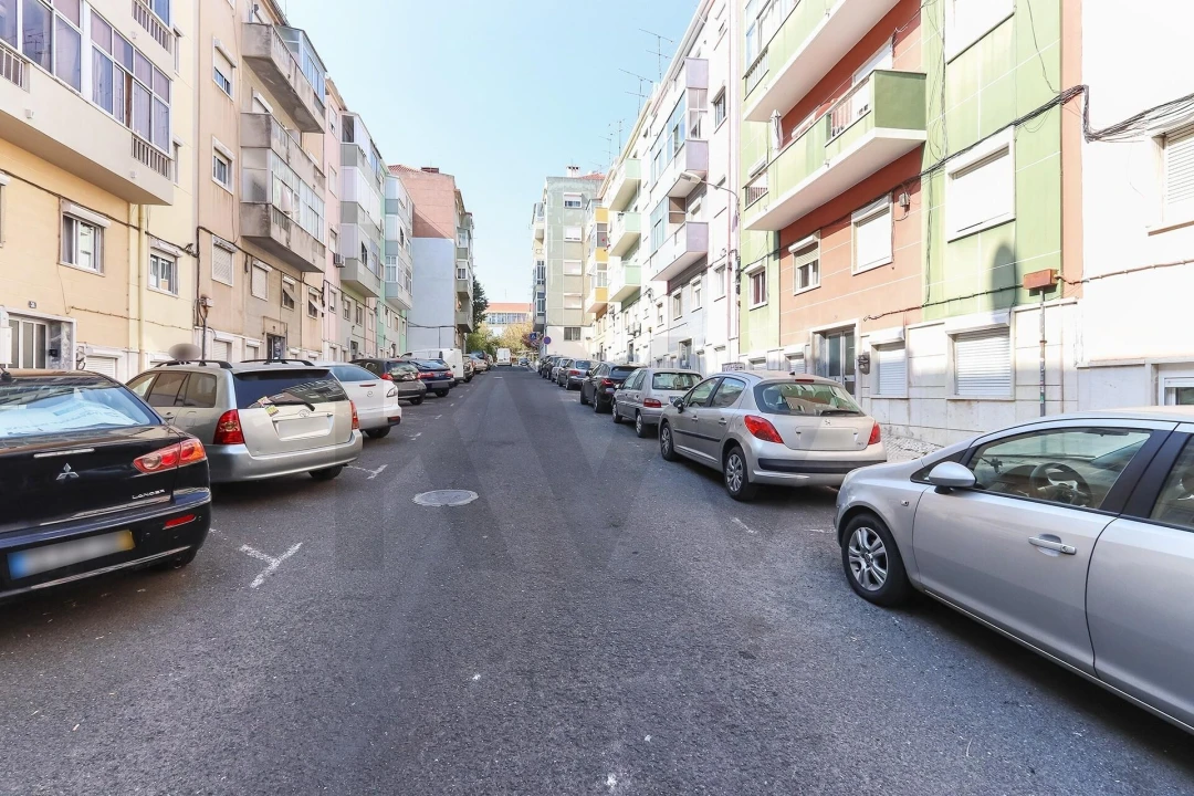 Apartamento T2 para Arrendamento em Moscavide e Portela Foto 26