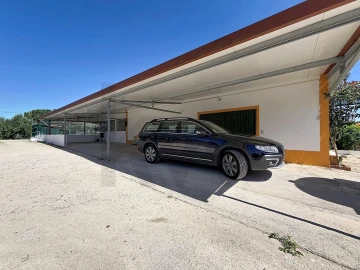 Moradia T6 para Venda em Povoa da Isenta