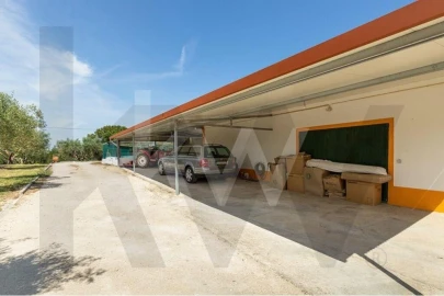 Moradia T6 para Venda em Povoa da Isenta