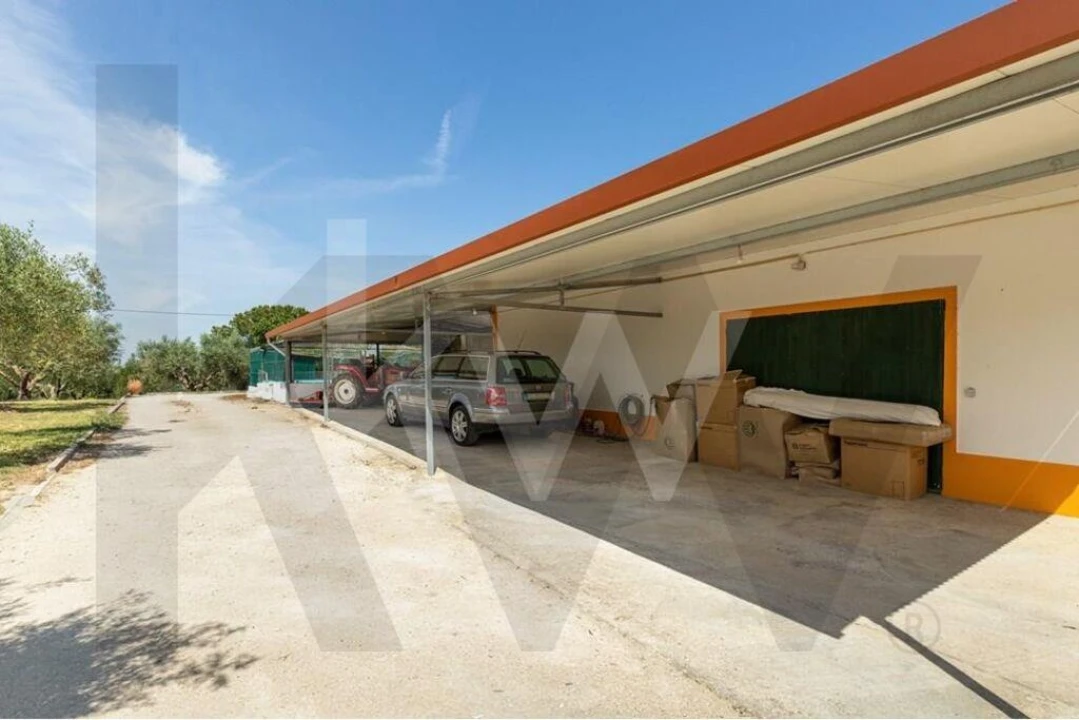 Moradia T6 para Venda em Povoa da Isenta Foto 46
