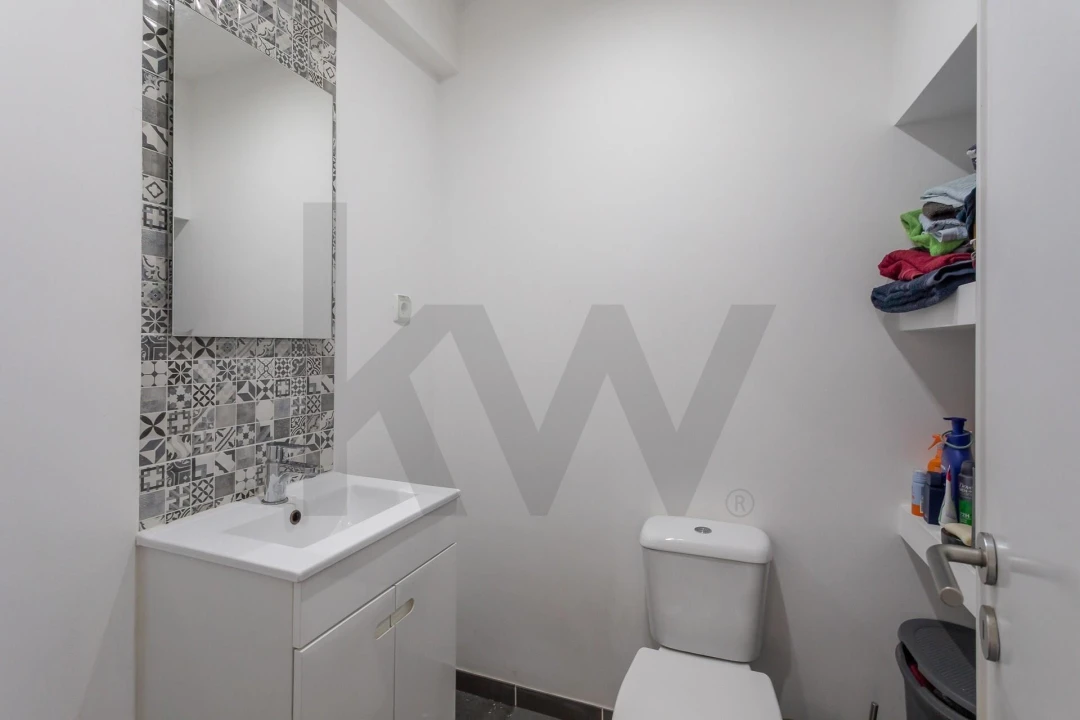Apartamento T2 para Venda em Algueirão-Mem Martins Foto 10