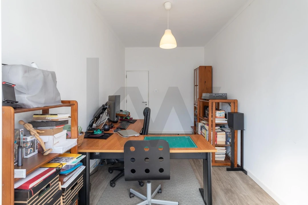 Apartamento T2 para Venda em Algueirão-Mem Martins Foto 13