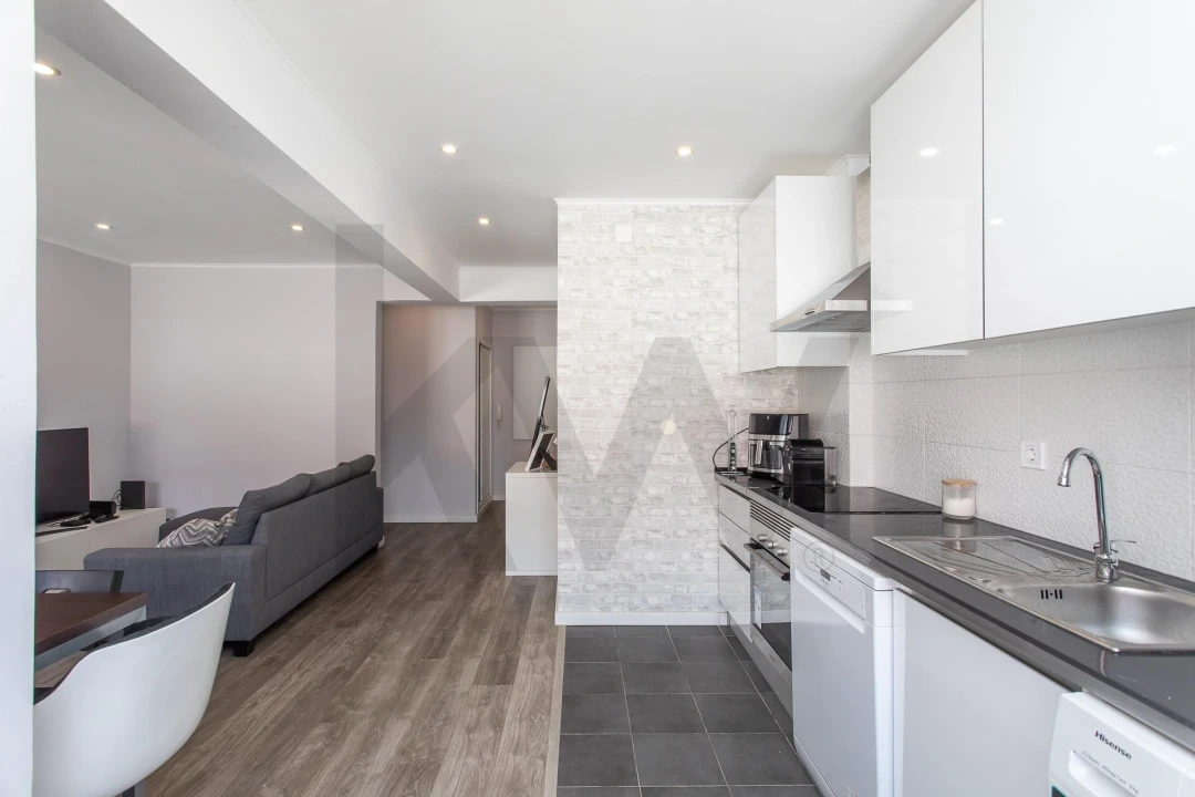 Apartamento T2 para Venda em Algueirão-Mem Martins Foto 4