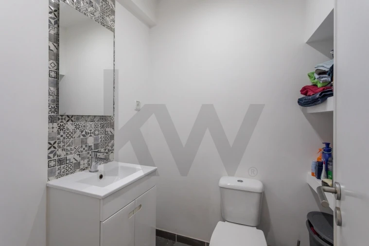 Apartamento T2 para Venda em Algueirão-Mem Martins Foto 10