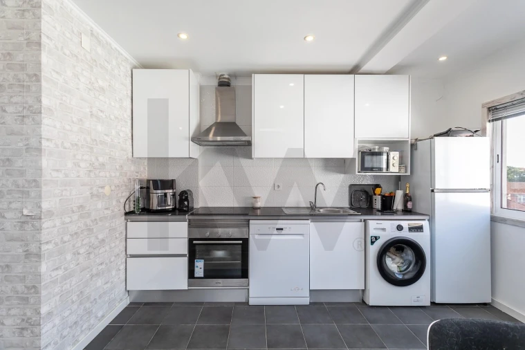 Apartamento T2 para Venda em Algueirão-Mem Martins Foto 5
