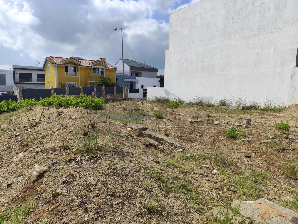Terreno para Venda em São Domingos de Rana Foto 8