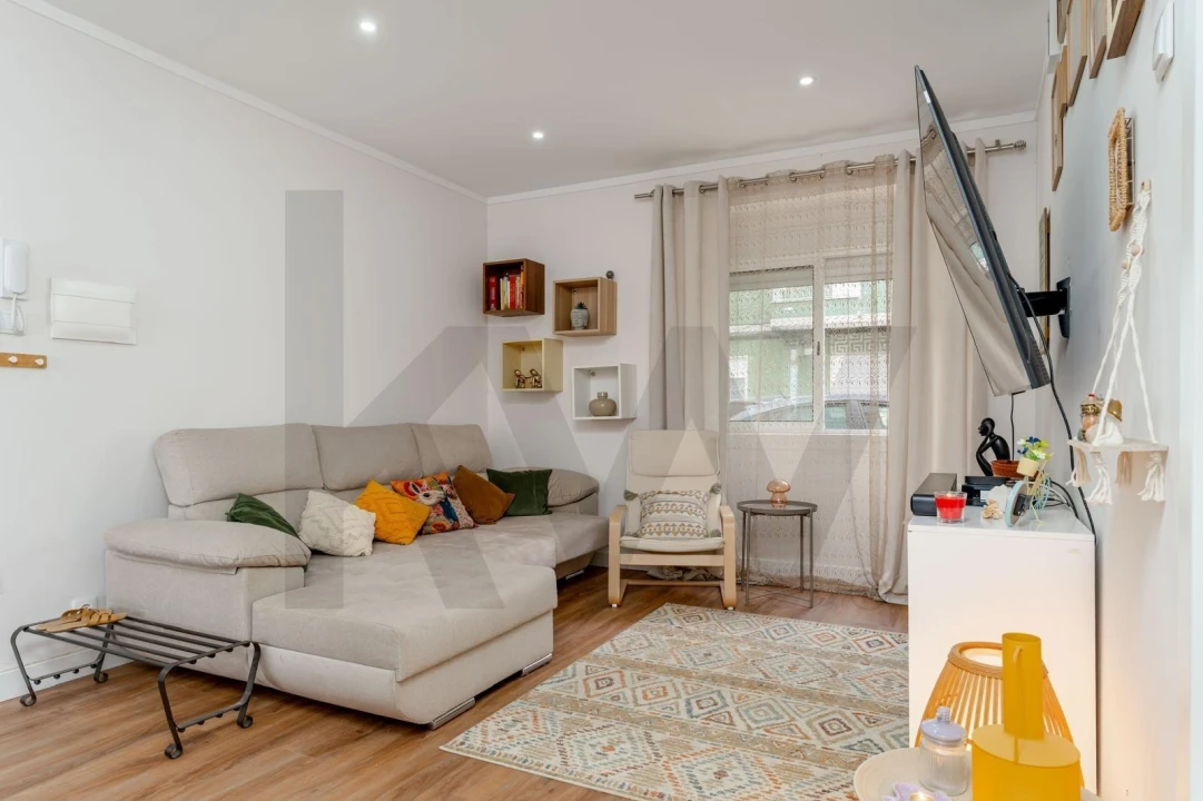 Apartamento T2 para Venda em Moita Foto 4