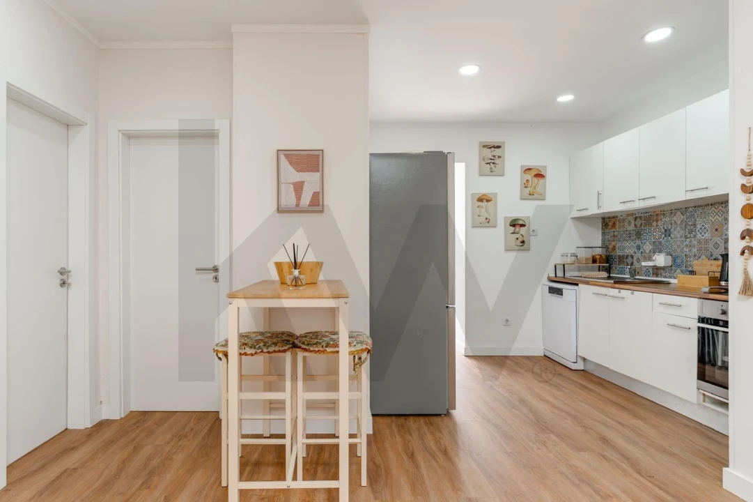 Apartamento T2 para Venda em Moita Foto 12