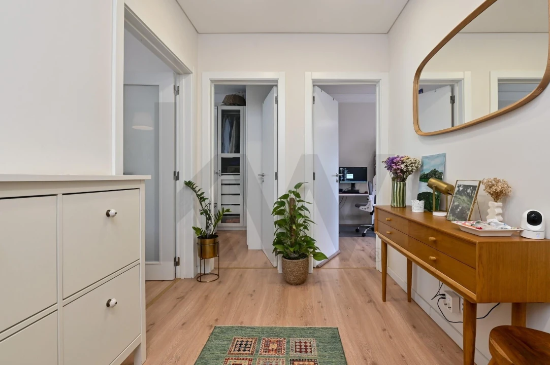 Apartamento T2 para Arrendamento em Alvalade Foto 6