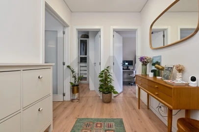 Apartamento T2 para Arrendamento em Alvalade