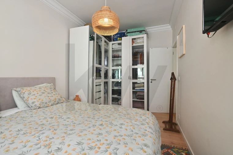 Apartamento T2 para Arrendamento em Alvalade Foto 8