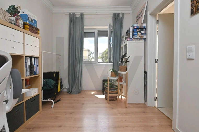 Apartamento T2 para Arrendamento em Alvalade Foto 11