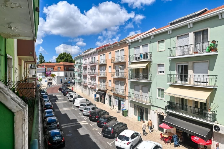 Apartamento T2 para Arrendamento em Alvalade Foto 24