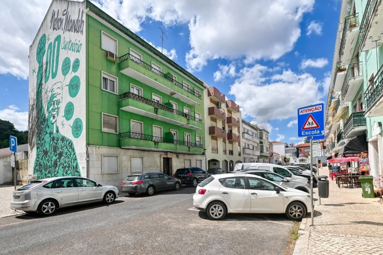 Apartamento T2 para Arrendamento em Alvalade Foto 22