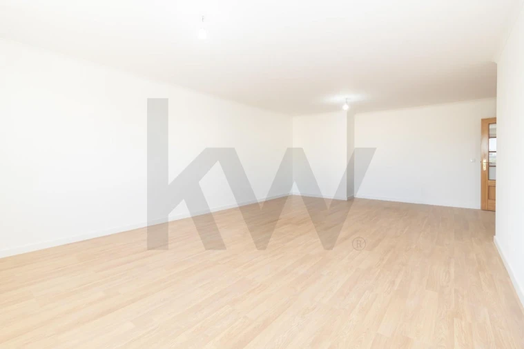 Apartamento T3 para Venda em Montijo e Afonsoeiro Foto 2