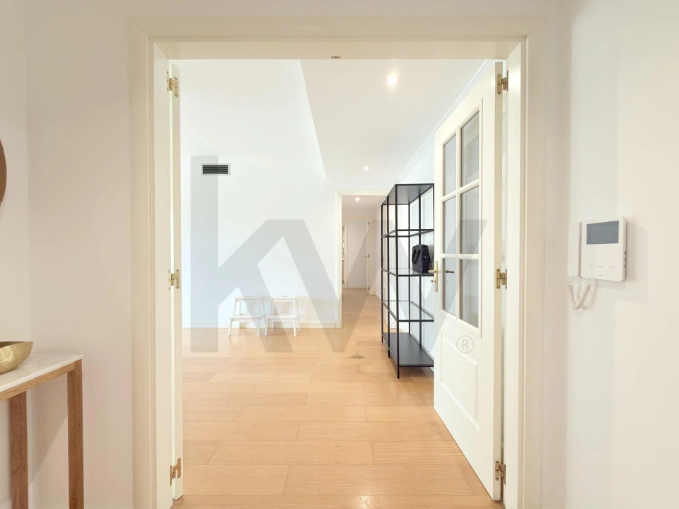 Apartamento T2 para Arrendamento em Campolide Foto 19