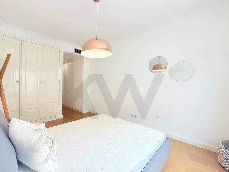 Apartamento T2 para Arrendamento em Campolide Foto 27