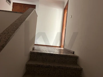 Apartamento T5 para Venda em Algueirão-Mem Martins