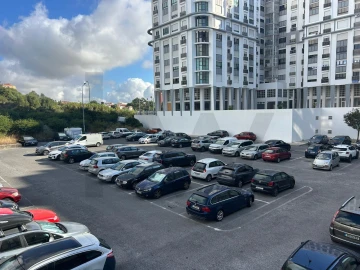 Apartamento T5 para Venda em Algueirão-Mem Martins