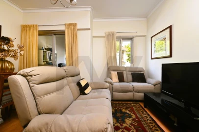 Apartamento T3 para Venda em Venteira