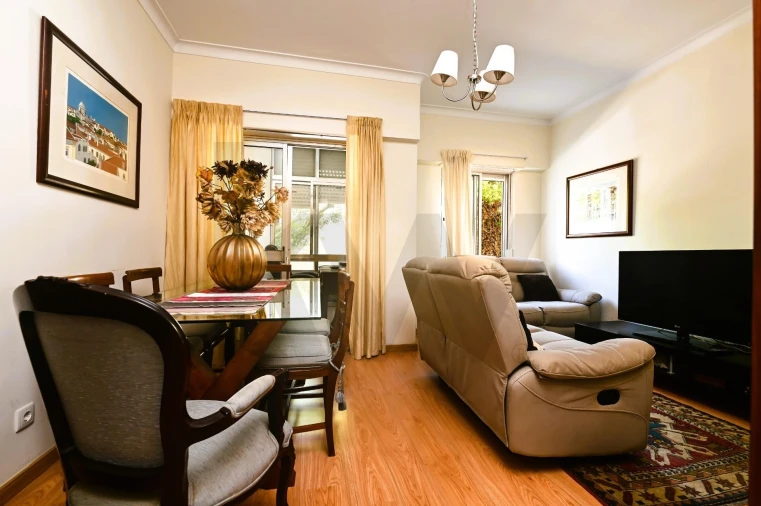 Apartamento T3 para Venda em Venteira Foto 6